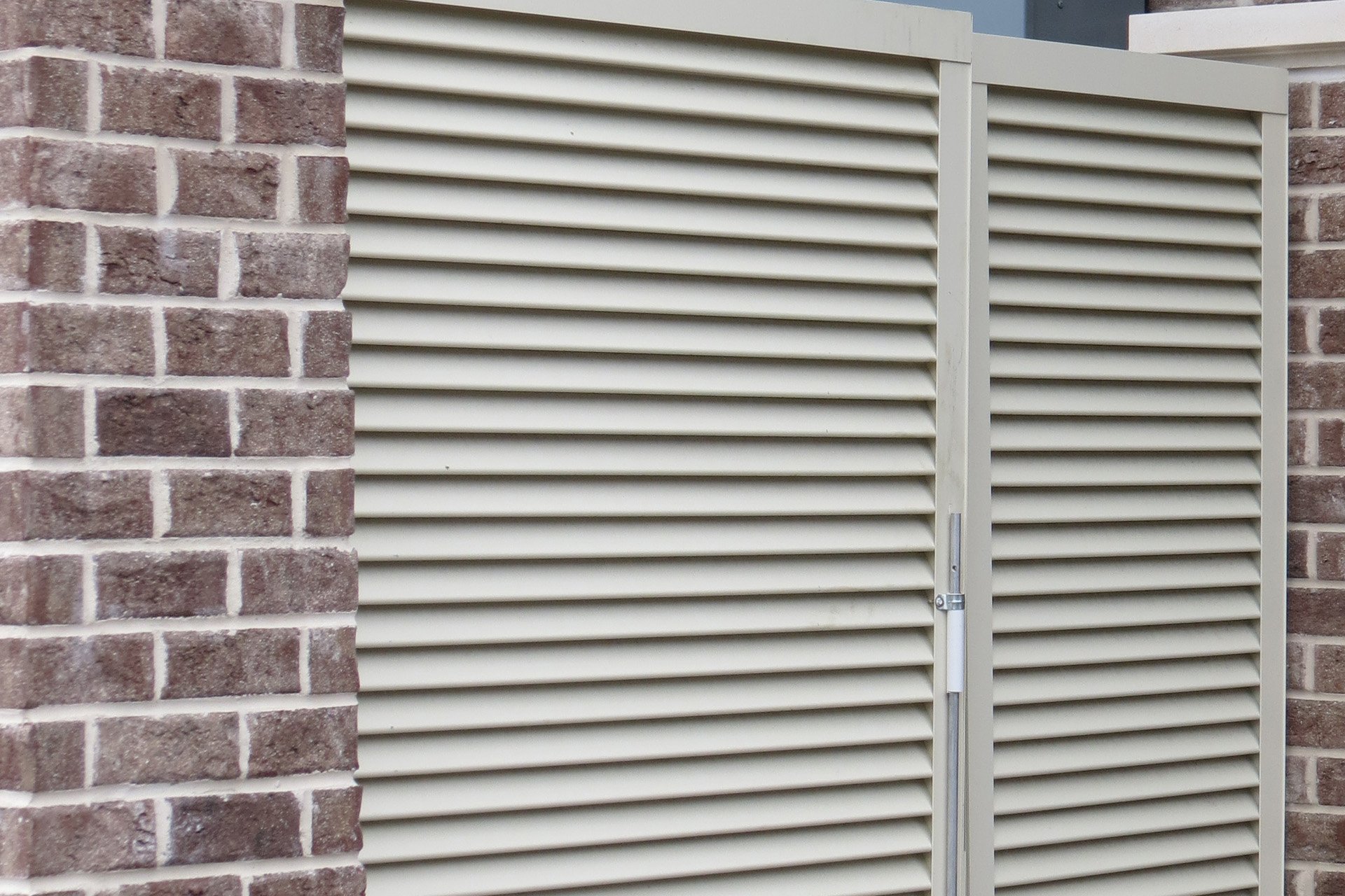 Mechanical Screens